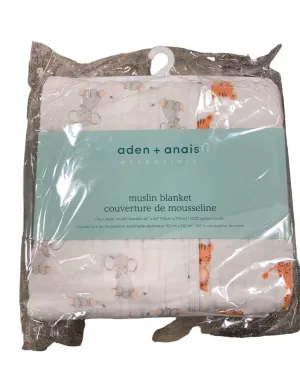 Aden   Anais Essentials Muslin Blanket, Safari Babes