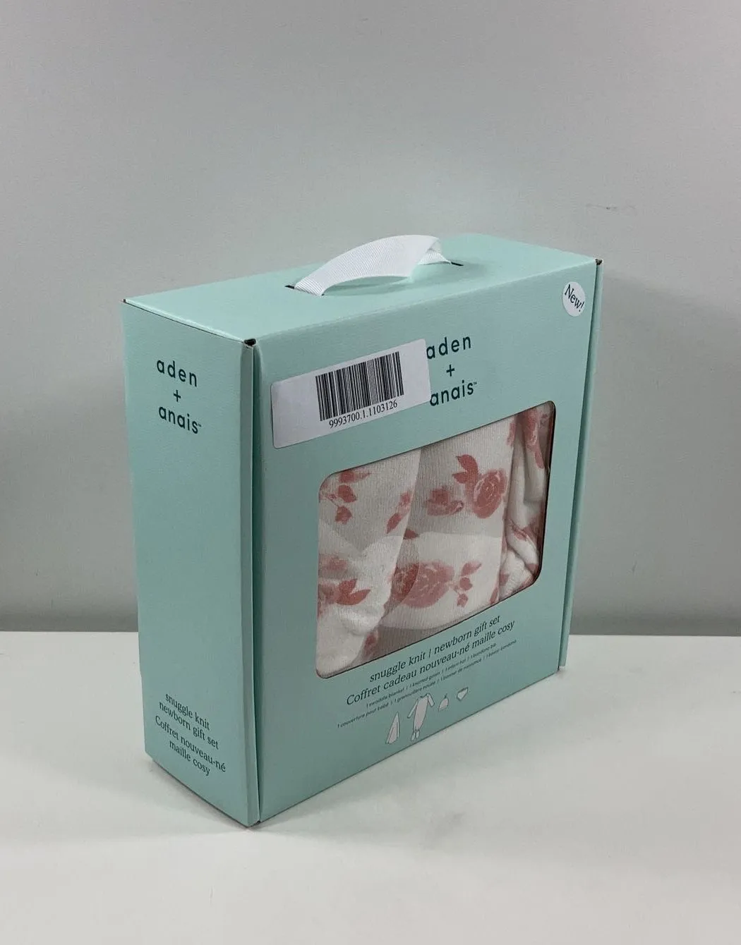Aden   Anais Snuggle Knit Newborn Gift Set, Rosettes