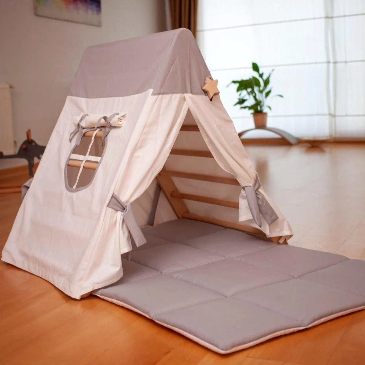 Climbing Triangle With Tent Cover, Mat, Ramp