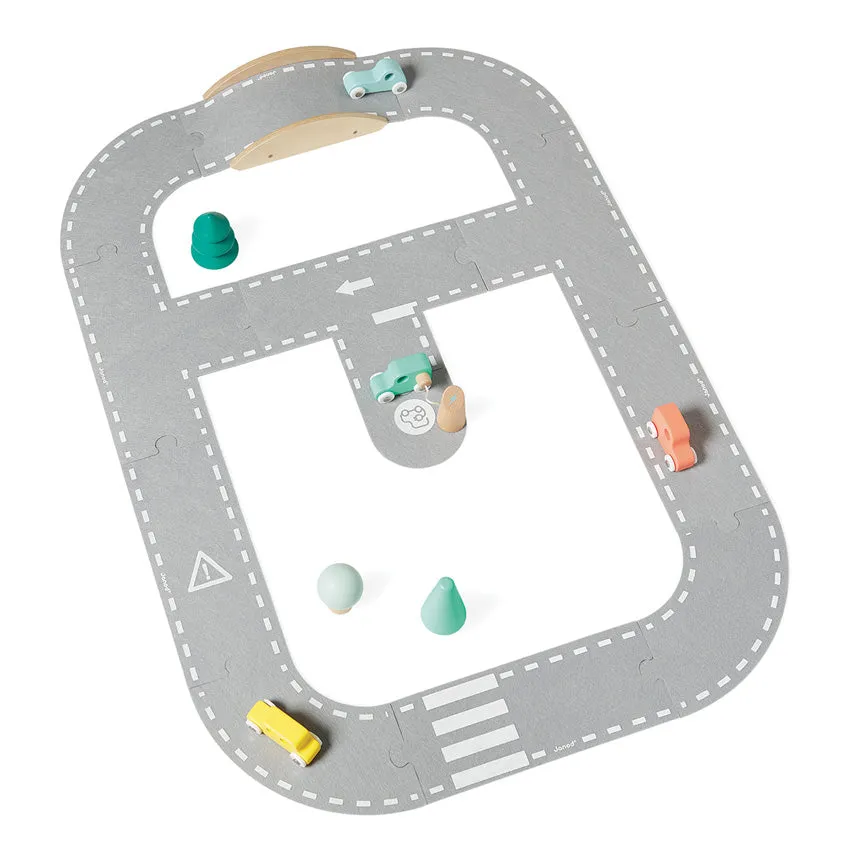 Felt Road Circuit