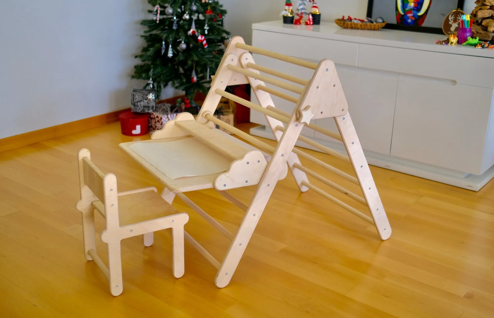 Foldable Montessori Climbing Triangle Set With Portable Table and Chair
