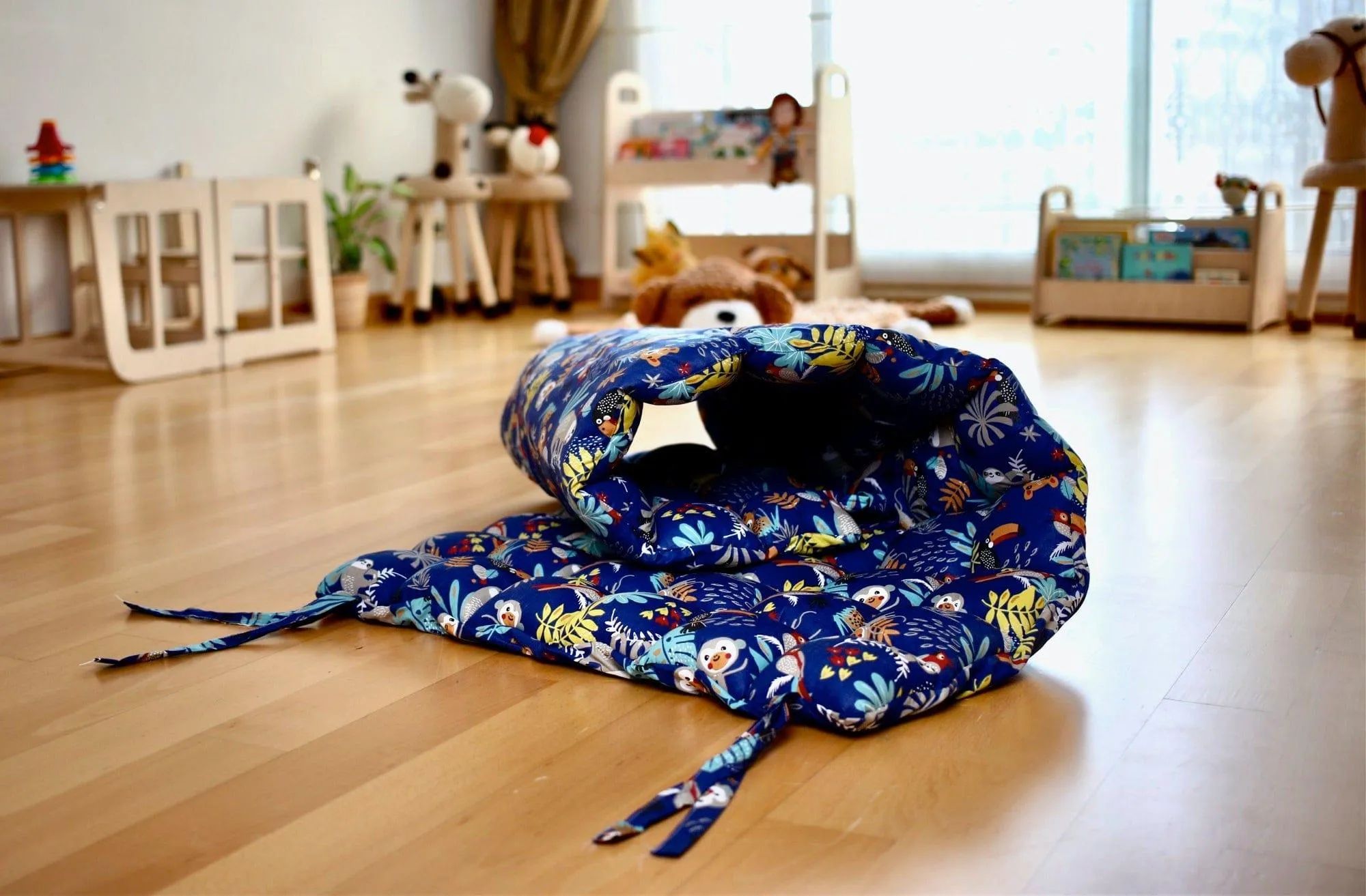 Montessori Arch With XL Forest Design Pillow