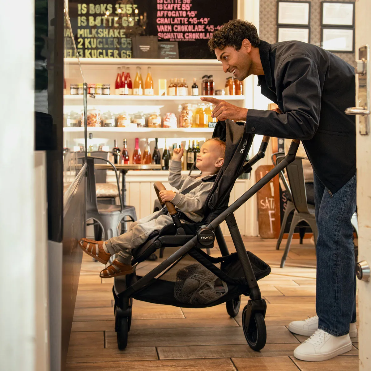 Nuna SWIV Stroller