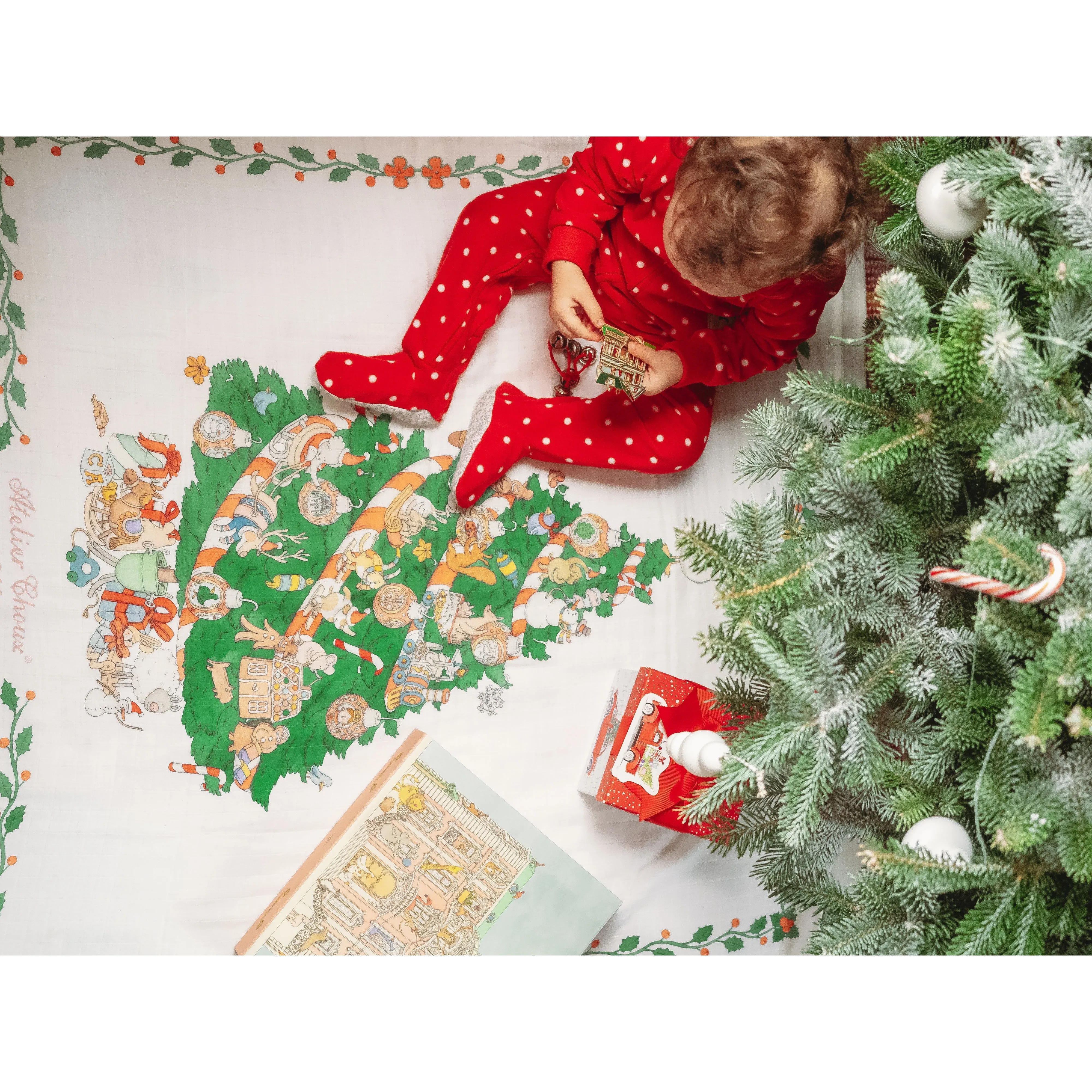 Swaddle - Christmas Morning